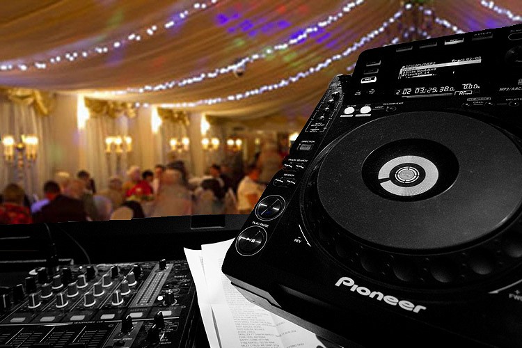 wedding DJ in Nottingham - KPD Sounds wedding DJ in Nottingham - KPD Sounds